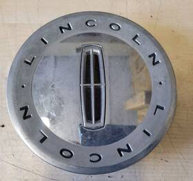 4w151a096ca Lincoln Center Cap 1 Chrome Used Oem P#4w151a096ca