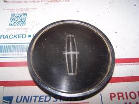 570-00832c Lincoln 82-89 15 Inch Wire Wheel Cover Center Cap #1
