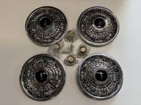 D84y-1130 Lincoln 4 1978 - 1980 Versailles 14 Inch Wire Spoke Hubcap Wheel Covers New