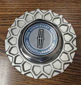 F0vc-1a096-ae Lincoln F0dc-1a096-ca 1990-1997 Continental Town Car Center Cap 50th Anniversary