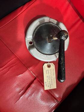 1984000439 Mercedes-benz 300 Sl/gullwing Spare Wheel Mounting Plate