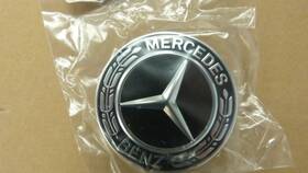 222-400-22-00-9040 Mercedes-benz Genuine Hub Cap - Star With Laurel Wreath Black