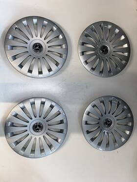 A4474000025 Mercedes-benz New 2016-2022 Metris Van 17 Inch Hubcap Wheelcover Factory Original Set