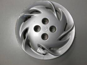 570-00929a Mercury Wheel Cover 14 Inch 10 Slot Silver Fits 97-99 Tracer