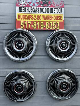 C8my1130a Mercury 1968 Montego Stainless Set 4 Oem Full Used Hubcap 15 Inch Beautiful Black Red