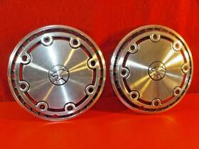 E3wy-1130-a Mercury Nos 1983 1984 Cougar Pair 14 Inch Wheel Hub Caps / Hard To Find
