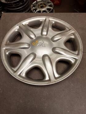 570-57556a Mitsubishi Wheel Cover Hubcap 14 Inch 7 Spoke Fits 96 Galant 233228