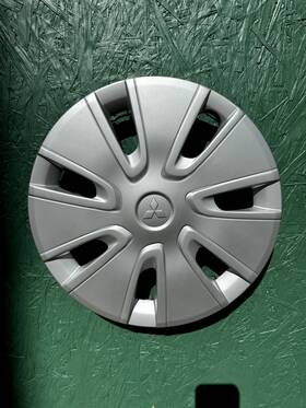 57582 Mitsubishi Mirage Hubcap Oem Wheel Cover 2014 2015 2016 Factory 14 Inch Original