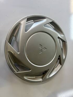 Mb757560 Mitsubishi Oem 90-93 Eclipse Wheel Cover Hub Cap 14 Inch
