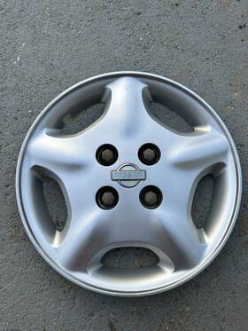 40315-1z100 Nissan One 00-01 Altima Bolt On 15 Inch Hubcap Wheel Cover