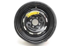560-62206 Nissan 1984-1985 300zx Z31 2 15x5 Inch Spare Wheel With Tire
