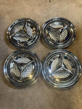 U-56-15 Nos Shore-calnevar Supreme Wheel Covers Low Rider
