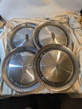 00416308 Oldsmobile Set Of 1974 1975 1976 98 Ninety Eight 15 Inch Hubcaps Wheel Cover