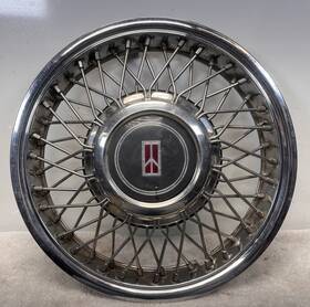 10137857 Oldsmobile Single 1990 - 1992 Cutlass Ciera Cruiser 14 Inch Wire Hubcap Wheel Cover