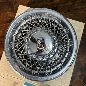 22509530 Oldsmobile Used Oem Gm 15 Inch Wire Hub Cap Wheel Cover 1980-83 98 New