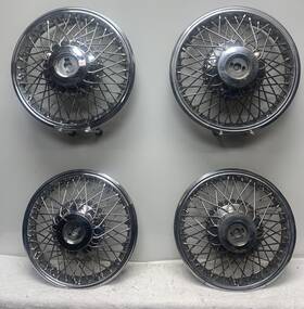 22529673 Oldsmobile Set 1982 - 1986 Cutlass Wire Spoke Wheel Cover Hubcap Firenza Omega