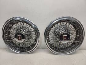 570-04094a Oldsmobile 1982-87 Cutlass Wheel Cover - 14 Inch / Wire Type Lock Bolt Pair