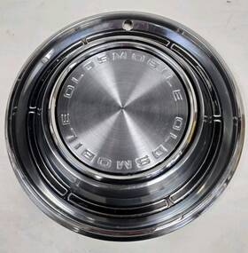 68od2-1c7 Oldsmobile 1968 Delta 88 And 98 Delmont F85 14inch Hub Cap Oem Gm