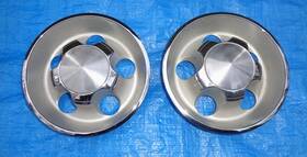 3699312 Orig Mopar As Used On Various 1973-76 Era A B E-body Rallyes. 3699312. Rallye Wheel Big-bolt Center Caps 1-pr W- Bolts V-nice