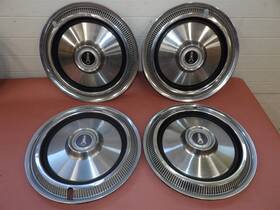 03580408 Plymouth Fury Volare 76-79 Wheel Covers Hub Caps Set Of 4 Rib Type 14 Inch Oem