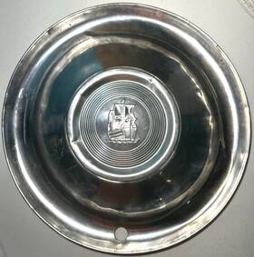 Plymouth 1951 52 1951 52 Mayflower 15 Inch Oem Hubcap Wheel Cover Belvedere Cranbrook Mopar