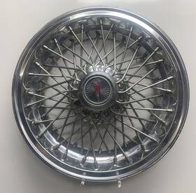 1412313 Pontiac Single 1983-1989 Parisienne Rwd 15 Inch Wire Spoke Hubcap Wheel Covers