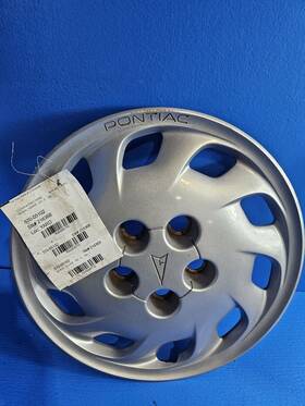 570-05102 Pontiac Wheel Cover Hubcap Fits 91-93 Bonneville 6770