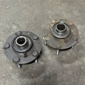 69533190300 Porsche 356 C Rear Hub Pair With Long Wheel Studs Disc Brake Axle Flange 356c Hubs