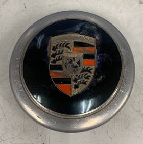 Porsche 91103811 Used Genuine 911 Ft74-ft89 912e Ft76 Crest Hub Cap