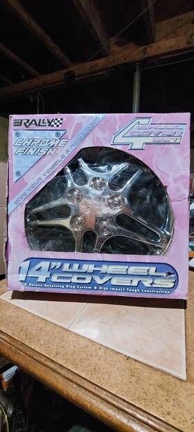 9657 Rally Mfg. 14 Inch Plastic Wheel Covers - Set Of 4 New In Original Box