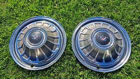 J3185870 Rambler Pair 1966 1967 Ambassador 14 Inch Hubcaps Wheel Covers American Motors 66 67