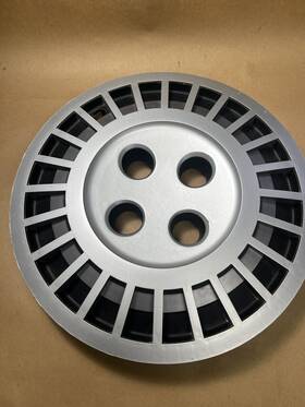 Sf3745077 Renault Alliance Encore Fuego 18i Hubcap 13 Inch Oem 24 Hole Type