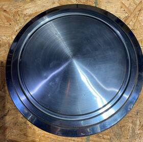 8927204 Saab Wheel Cover Hub Cap For Steel Wheels On Model 99. Diameter 9.25 Inch