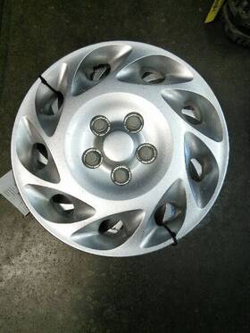 570-06012 Saturn Wheel Cover Hubcap 9 Slot Fits 00-02 L Series 290745