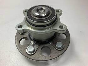 512322 Spark New - Out Of Box Rear Wheel Bearing And Hub Assembly