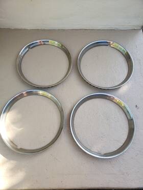 15-18303-r4k Speedway Motors Chevy Ford 15 Inch Ribbed Trim Rings Set Of 4 Polished Stainless