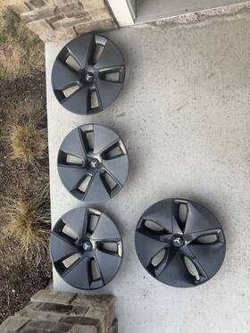 1044201-00-a Tesla Oem Model 3 2017 - 2023 18 Inch Aero Hubcaps Wheel Covers Used