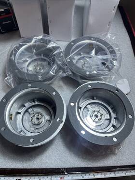 Tr3404195 Torque 4x 343-4370 Aluminum Oil Hub Caps For Trailer Axle 1 Gasket Damaged