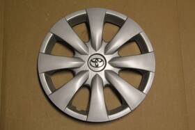 42602-02060 Toyota 2009-2013 Corolla 15 Inch Oem Wheel Cover Hub Cap 61147 P/n 42602 02060