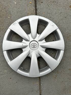 42602-02140 Toyota 11-13 Corolla Le 15 Inch Hubcap Wheel Cover 11 12