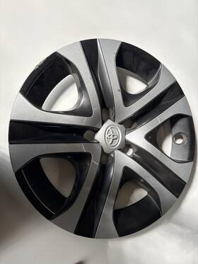 42602-0o030 Toyota Rav4 16-18 17 Inch 5 Spoke Silver/black Wheel Cover / Hubcap - 1 61179 Oem
