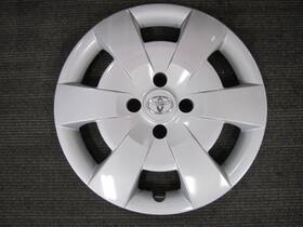 42602-52410 Toyota 2009-2012 Yaris Sport 15 Inch Oem Wheel Cover 61153 - One/1