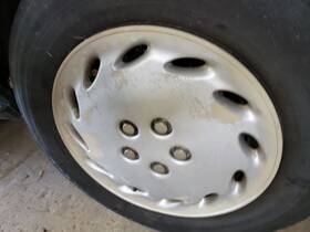570-61057 Toyota Wheel Cover Hubcap 4 Cylinder 12 Hole Dx Fits 91 Camry 1100650