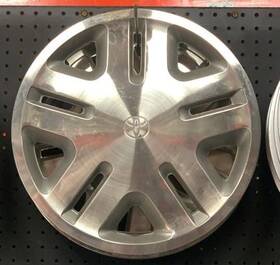 570-61078 Toyota Wheel Cover Hubcap Fits 93-98 T100