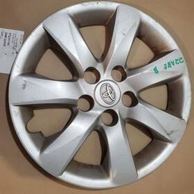 570-61160 Toyota Wheel Cover Hubcap 16 Inch 7 Spoke Fits 11-14 Matrix 229804