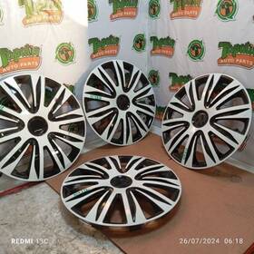 570.fd8k00 Toyota Prius 2012 Wheel Cover Hubcap 3652573