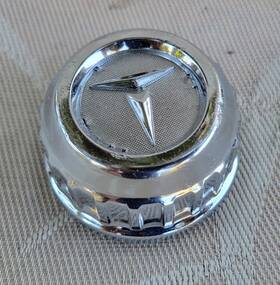 69133 Toyota #69133 Chrome Center Cap 1 For Early 1970s Carina Corolla Corona Celica