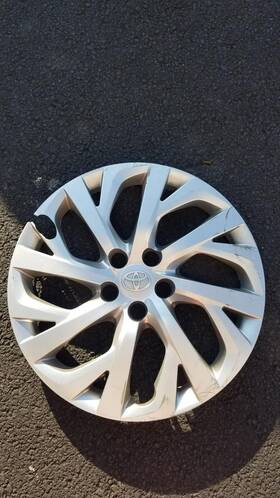Toy-17-01 Toyota Corolla 2017 2018 2019 16 In Silver Hubcap