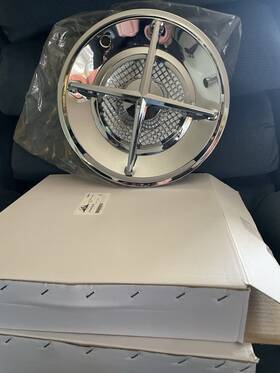 C5051 United Pacific Set 14 Inch Cross Bar Style Hub Caps Wheel Covers Chrome Metal Custom 4 New In