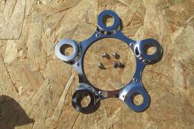 C8061 United Pacific Spider Center Cap Mounting Plate One Individual For A 5 On 5x5